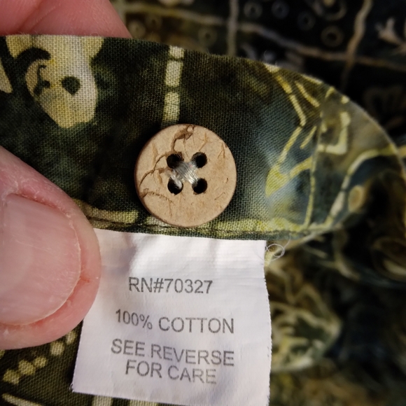 Island Mens Casual Button Down Shirt Size Medium - Picture 4 of 6